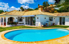 Stunning home in Urbanización La Capell with Outdoor swimming pool, Heated swimming pool and 5 Bedrooms, Torremuelle